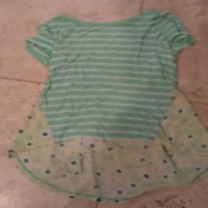 Cute green flowey flower shirt